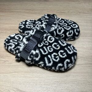 Men's UGG Fluff It Pop Comfortable Slip-On Sneakers, Black/White, Size 10